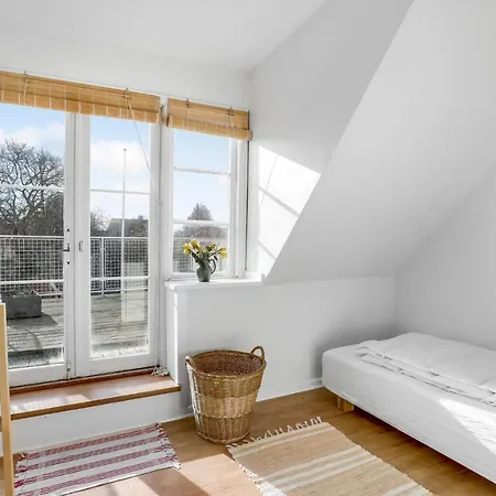 Awesome Apartment In Ronne With Wifi *
