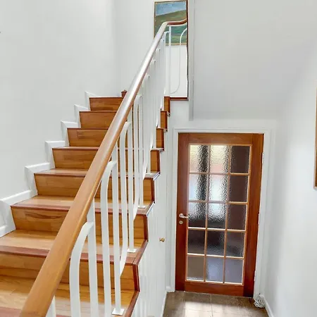 Appartement Awesome Apartment In Ronne With Wifi *